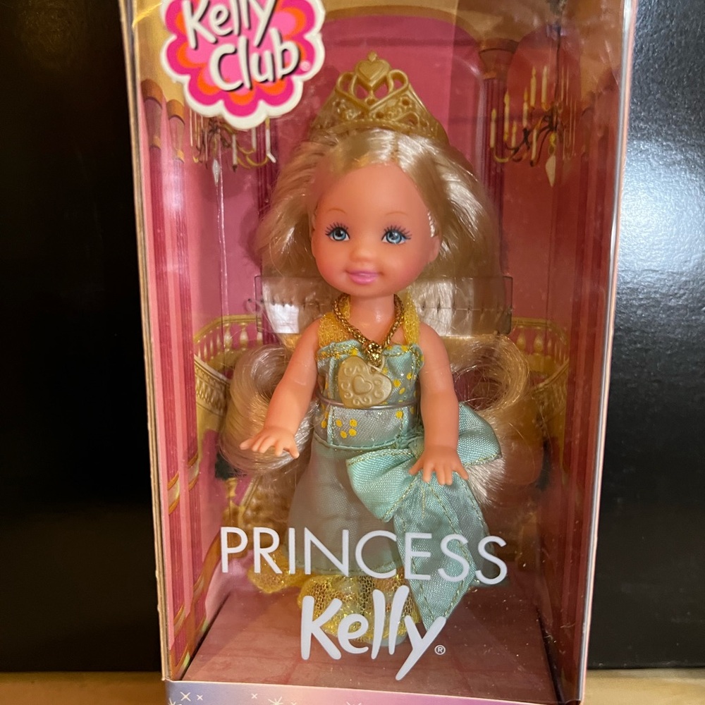 Princess Kelly with Golden Crown NRFB
